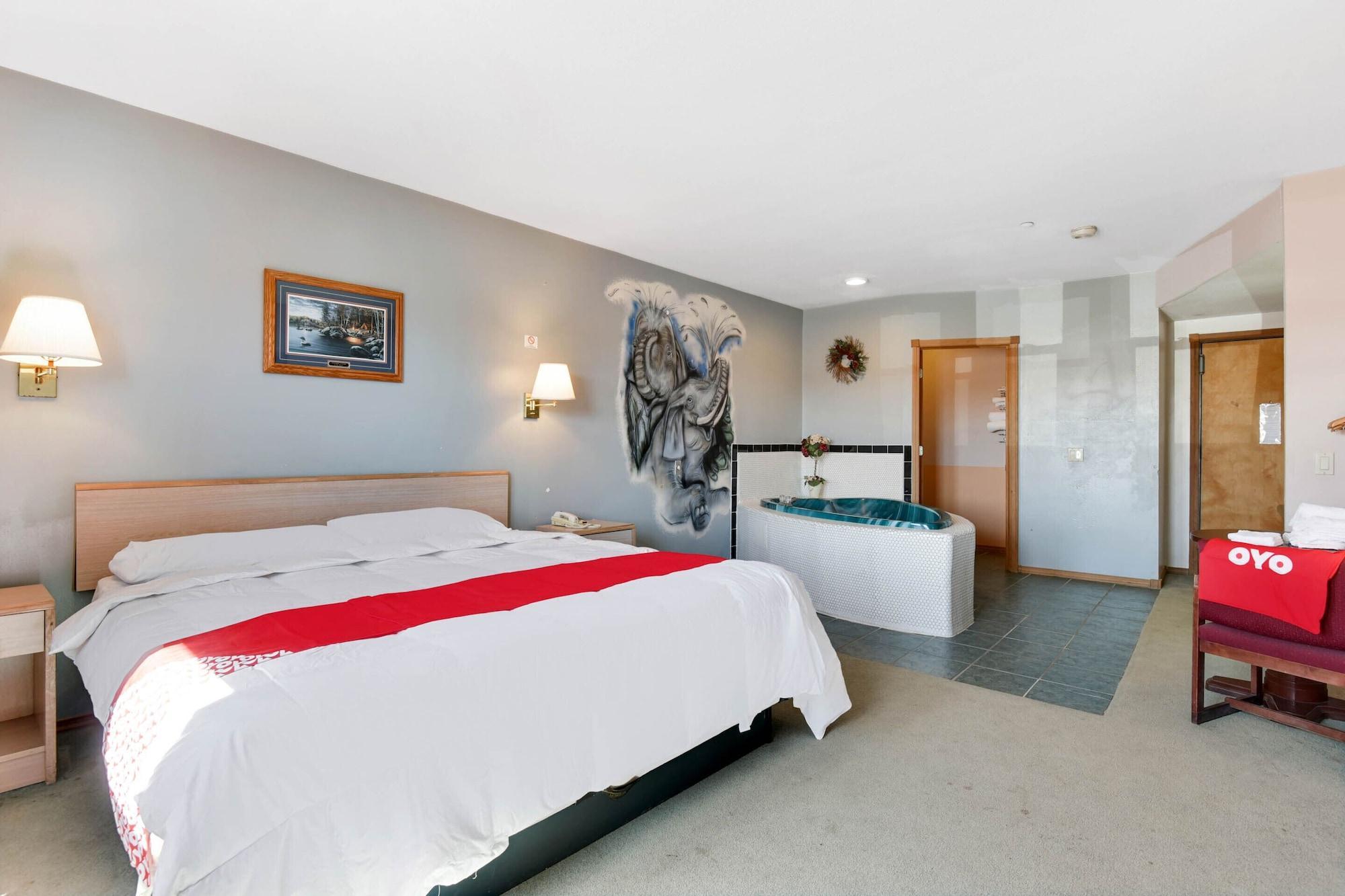Casa Loma Inn & Suites By Oyo Davenport Ia Near I-80 מראה חיצוני תמונה